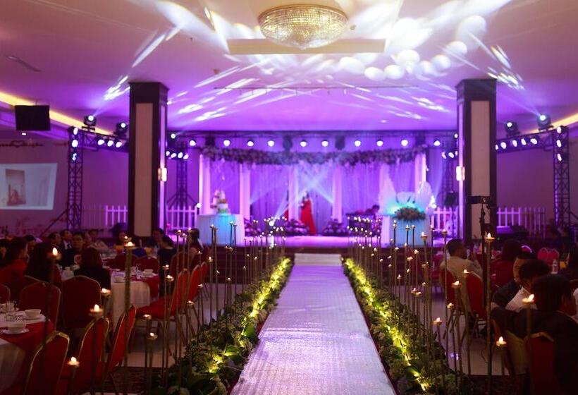 Fotos del hotel Muong Thanh Grand Quang Tri:  17