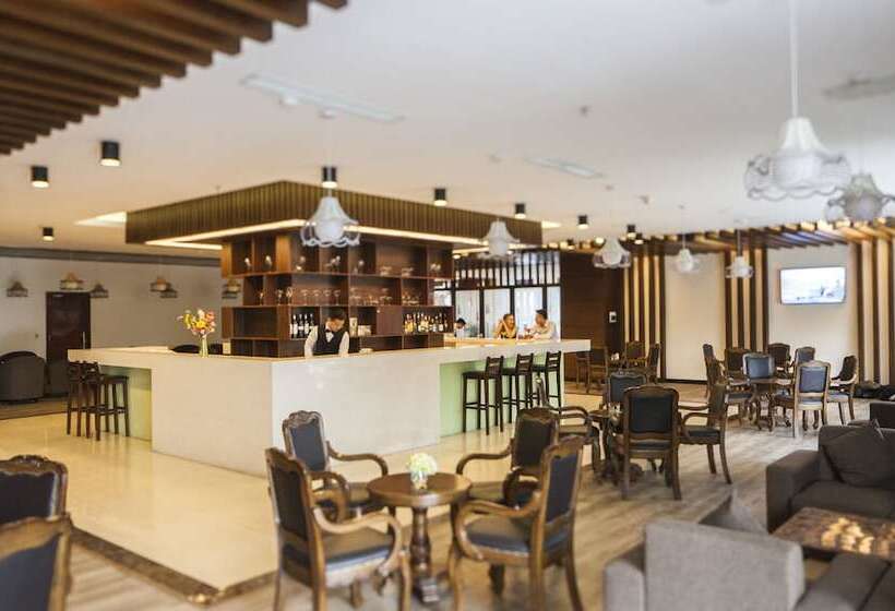 Fotos del hotel Muong Thanh Grand Quang Tri:  11