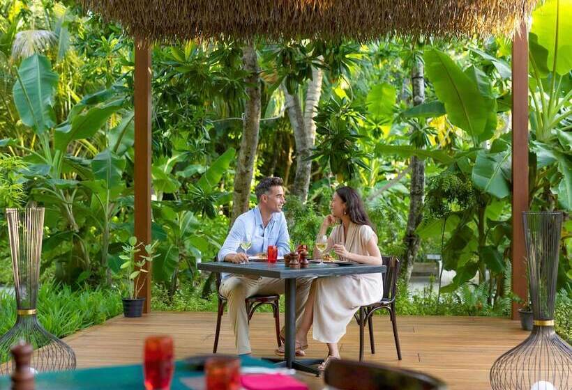 Fotos del hotel Pullman Maldives Maamutaa Resort:  5