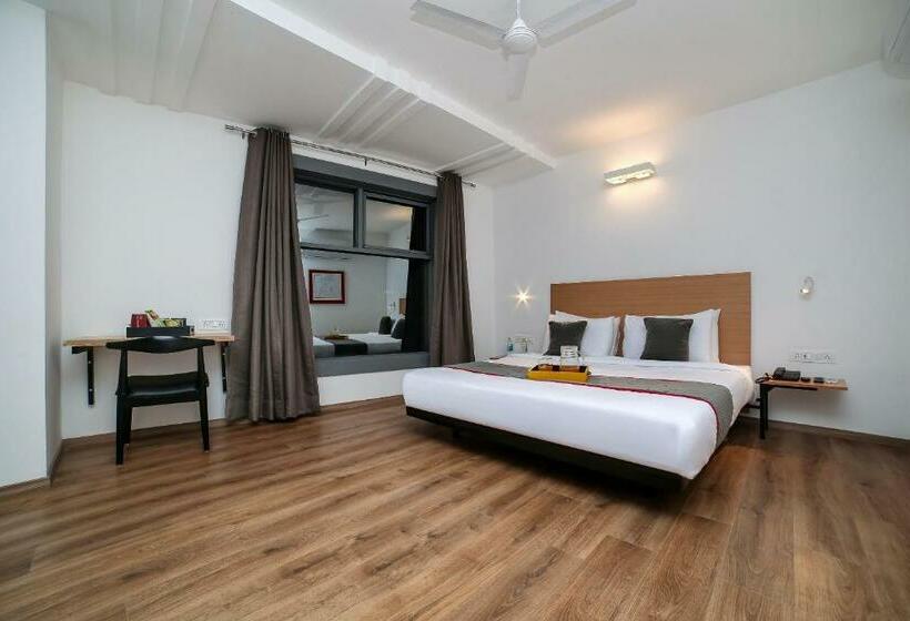 Fotos del hotel Vaccinated Staff Oyo Townhouse 069 Civil Lines:  16