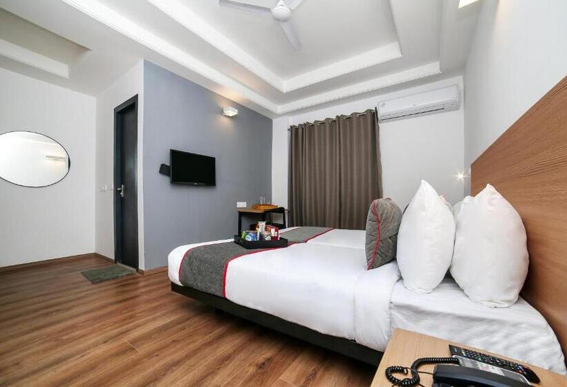 Fotos del hotel Vaccinated Staff Oyo Townhouse 069 Civil Lines:  10