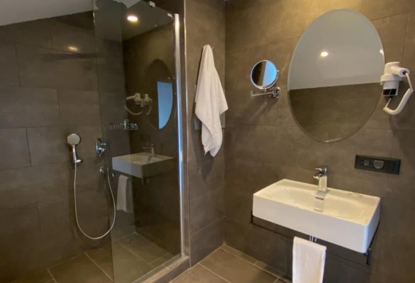 Fotos del hotel Eresin S Express:  17