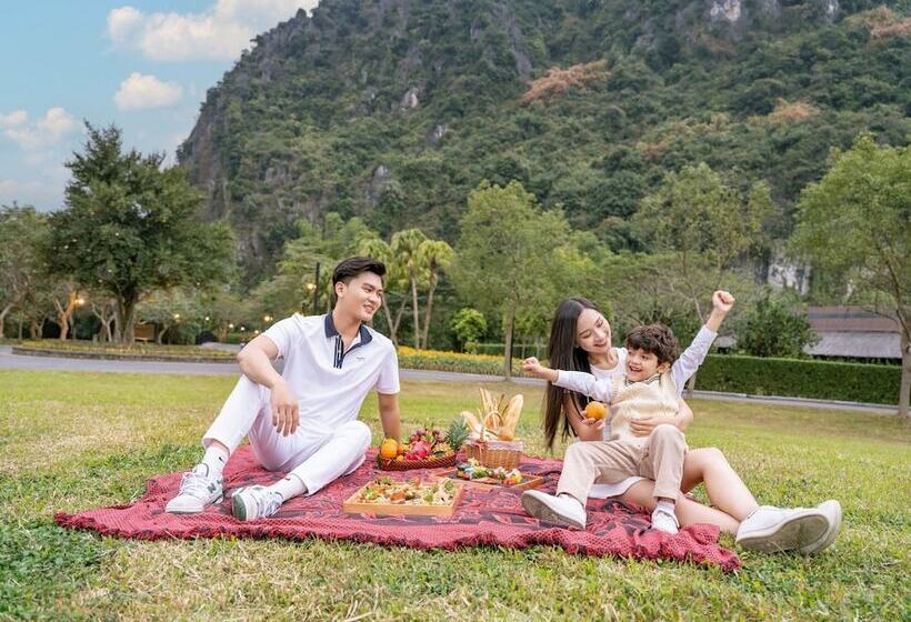 Fotos del hotel Serena Resort Kim Boi:  21