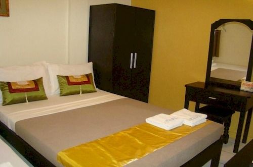 Fotos del hotel Reddoorz Plus Near Mendoza Park:  11