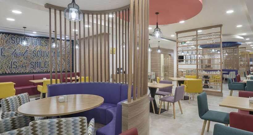 Fotos del hotel Hampton By Hilton Doha Old Town:  4