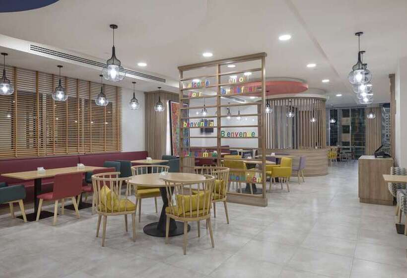 Fotos del hotel Hampton By Hilton Doha Old Town:  5