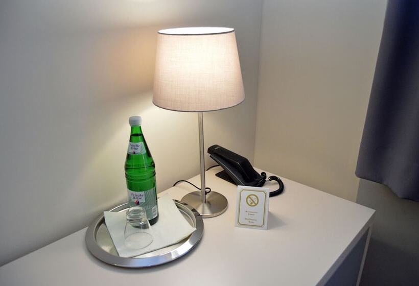 Fotos del hotel Jeta:  22