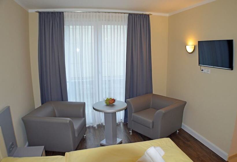 Fotos del hotel Jeta:  24