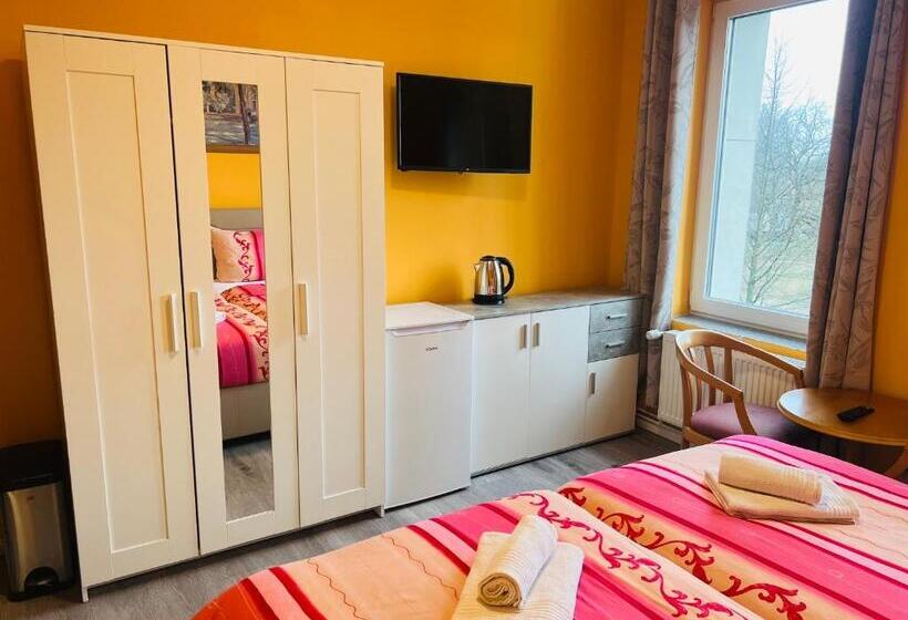 Fotos del hotel M&m   Wilhelmsburg:  13