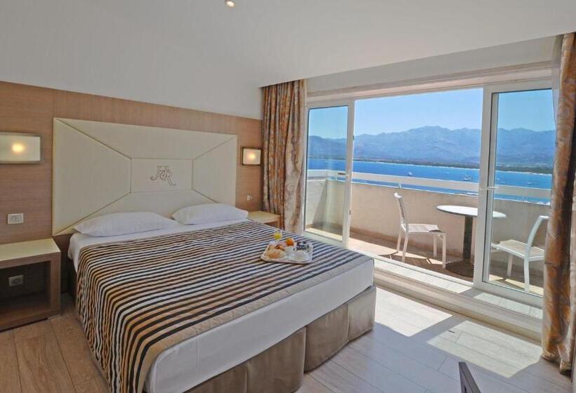 Fotos del hotel Hôtel Le Rocher:  25