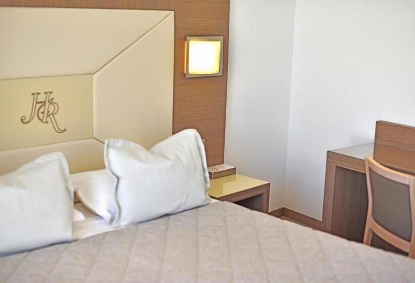 Fotos del hotel Hôtel Le Rocher:  19