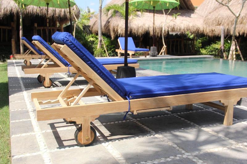 Fotos del hotel The Calmtree Bungalows:  5