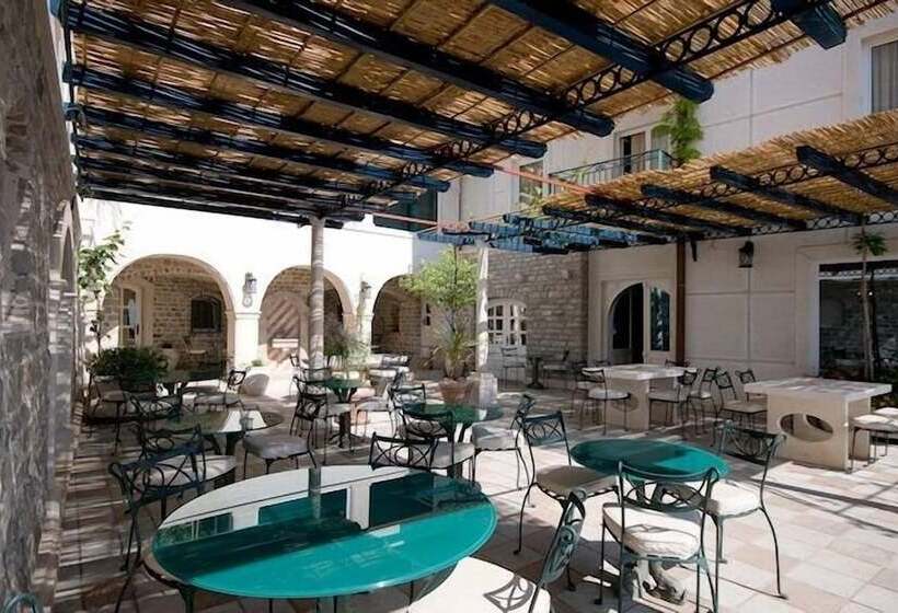 Fotos del hotel Azimut:  11