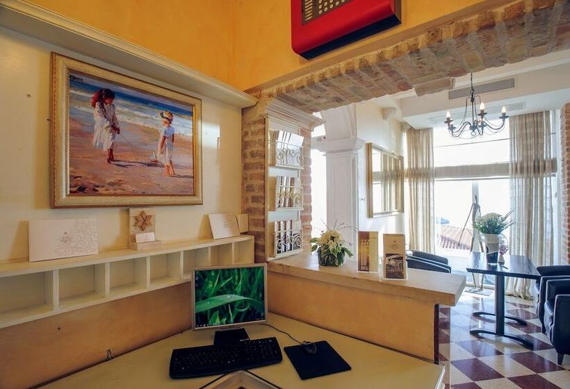 Fotos del hotel Azimut:  8