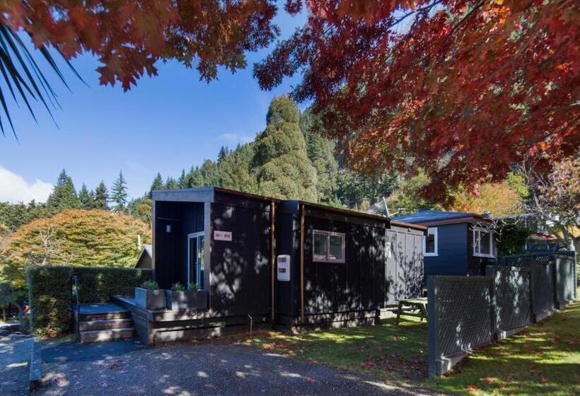 Fotos del hotel Pinewood Lodge And Apartments:  23