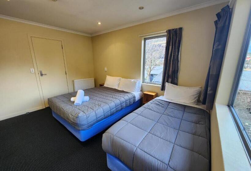 Fotos del hotel Pinewood Lodge And Apartments:  7