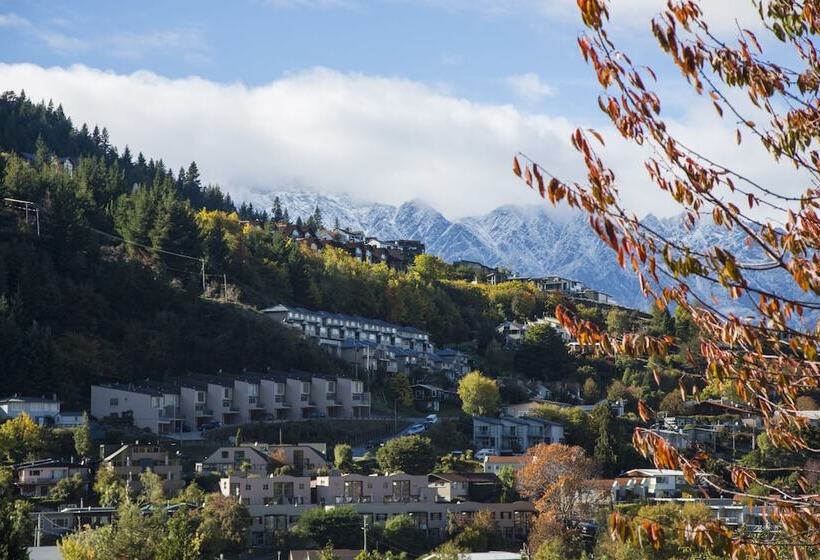 Fotos del hotel Pinewood Lodge And Apartments:  19