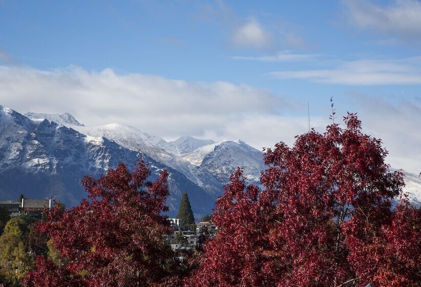 Fotos del hotel Pinewood Lodge And Apartments:  17