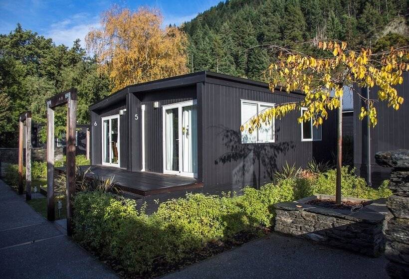 Fotos del hotel Pinewood Lodge And Apartments:  25