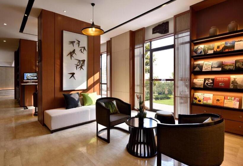 Fotos del hotel Atour Hotel Of Hangzhou Huanglong:  9