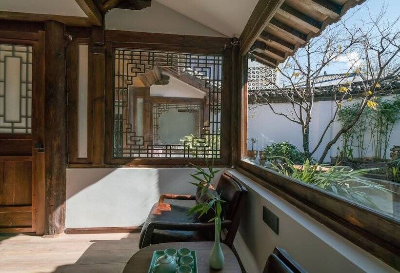 Fotos del hotel Lize Graceland Artistic Suite Inn:  11