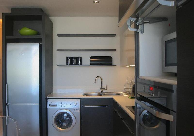 Fotos del hotel The Residences Crystal Towers:  4