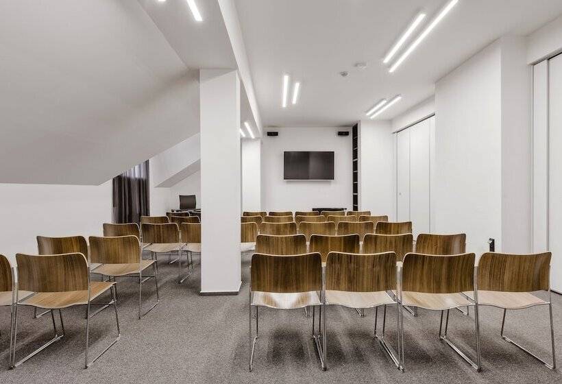 Fotos del hotel Theresian:  15