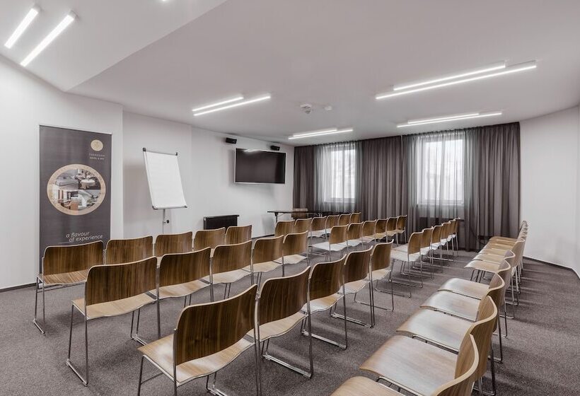 Fotos del hotel Theresian:  10