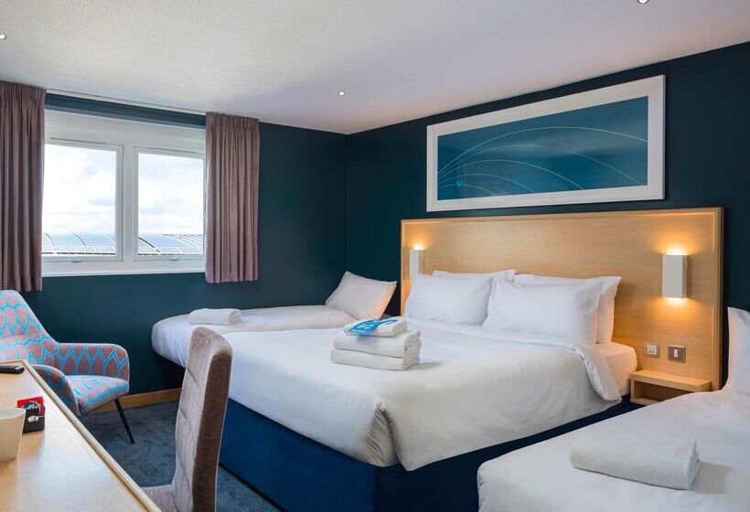 Travelodge Aberdeen Airport