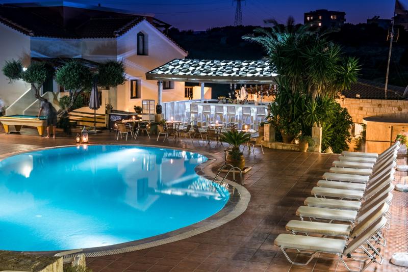 Fotos del hotel Diamond Village & Suites:  17