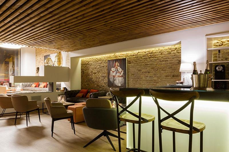 Fotos del hotel Well And Come:  5