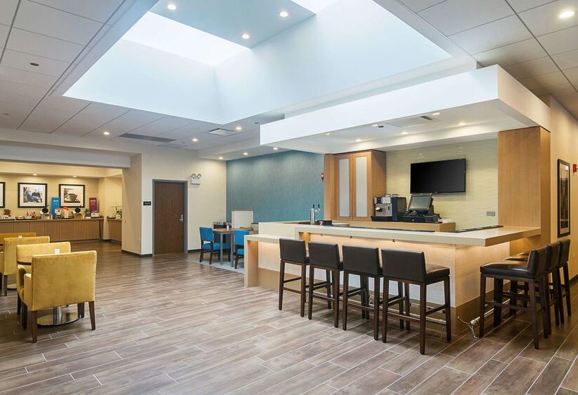 Fotos del hotel Hampton Inn Chicago North-loyola Station:  2