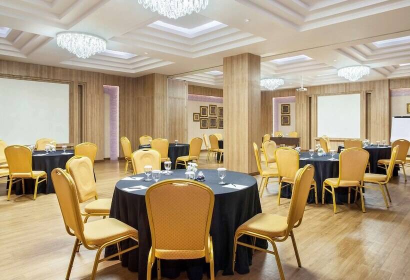 Fotos del hotel Ibis Yogyakarta Adi Sucipto - Genose Ready, Chse Certified:  13