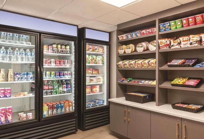 Fotos del hotel Park Inn By Radisson, Calgary Airport North, Ab:  3