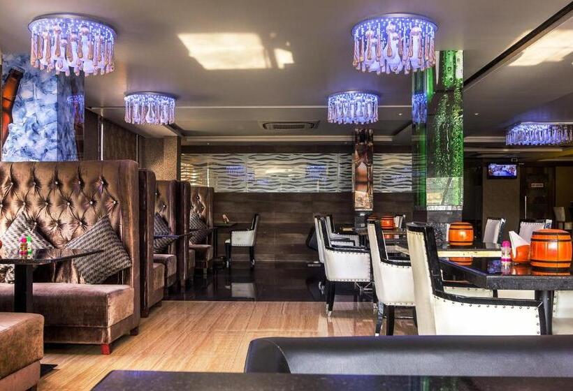 Fotos del hotel Treebo Trend Shivani:  4