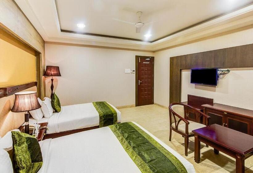 Fotos del hotel Treebo Trend Shivani:  15