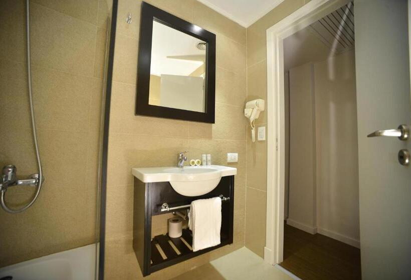 Fotos del hotel Versailles:  19