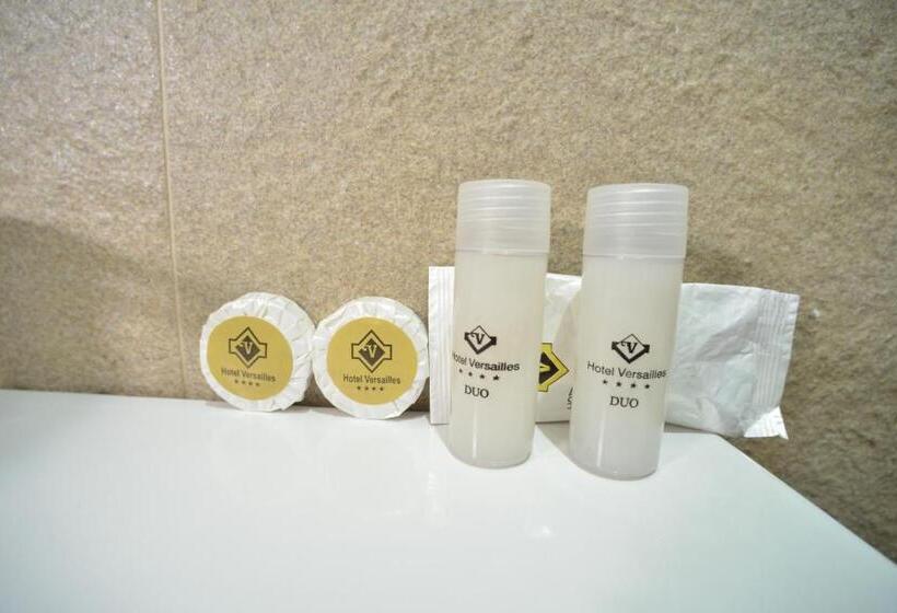 Fotos del hotel Versailles:  9