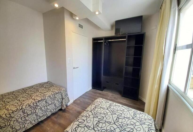 Fotos del hotel Versailles:  25