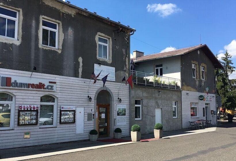 Fotos del hotel Pension Village:  11