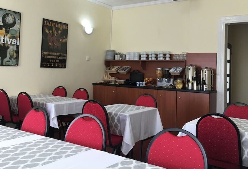 Fotos del hotel Pension Village:  2