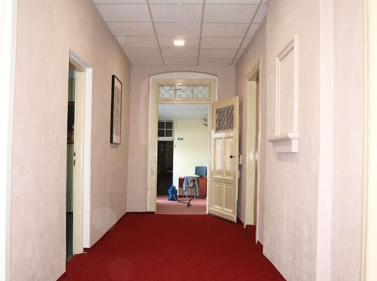 Fotos del hotel Pension Village:  6