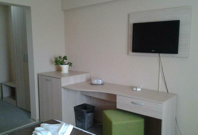 Fotos del hotel Hostel Nova Route:  12