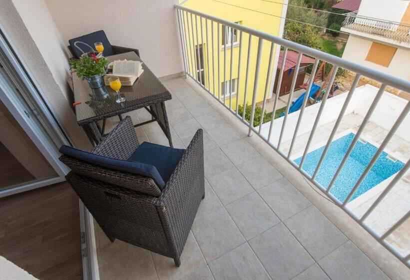 Fotos del hotel Apartments Batur:  4