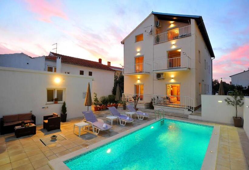 Fotos del hotel Apartments Batur:  15