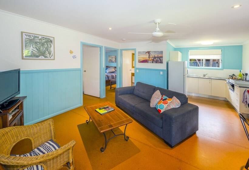 Fotos del hotel Safety Beach Ocean Bungalows:  2