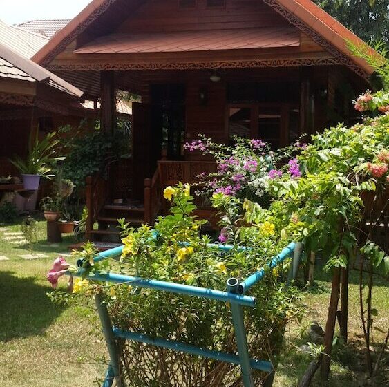 Fotos del hotel Golden Teak Resort  Baan Sapparot:  11