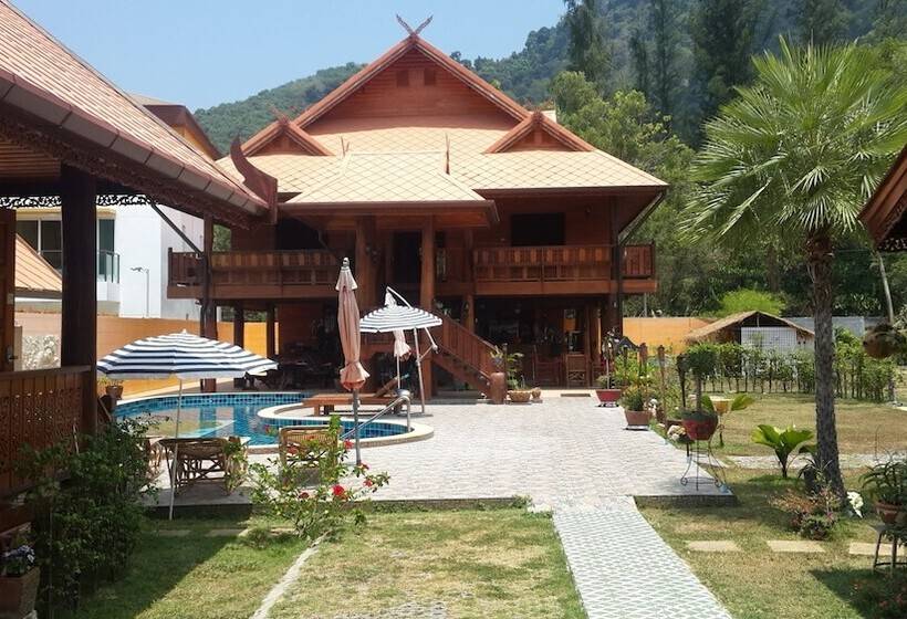 Fotos del hotel Golden Teak Resort  Baan Sapparot:  12