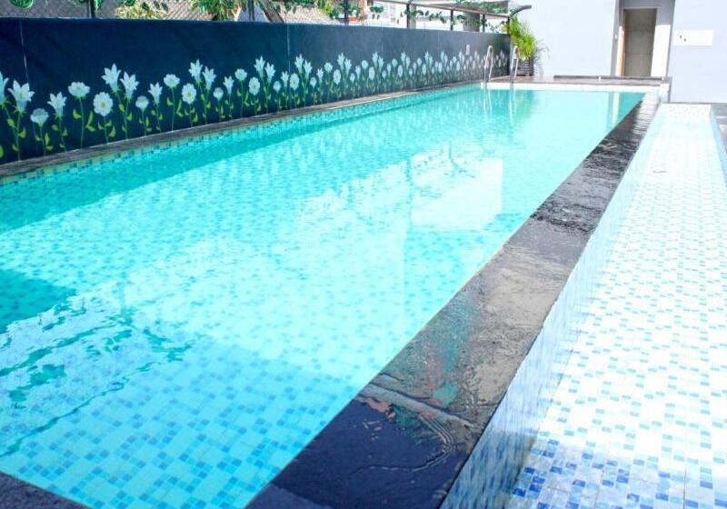 Fotos del hotel Khas  Makassar:  3