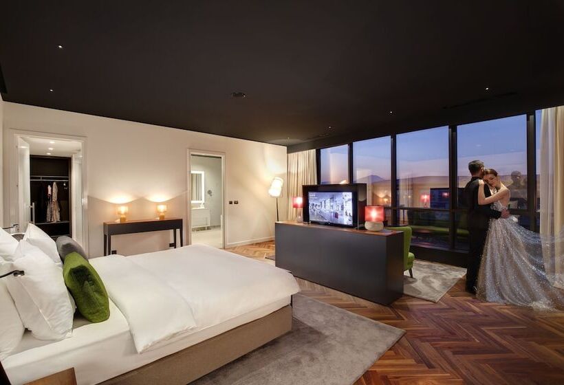 Fotos del hotel Cue Podgorica:  24